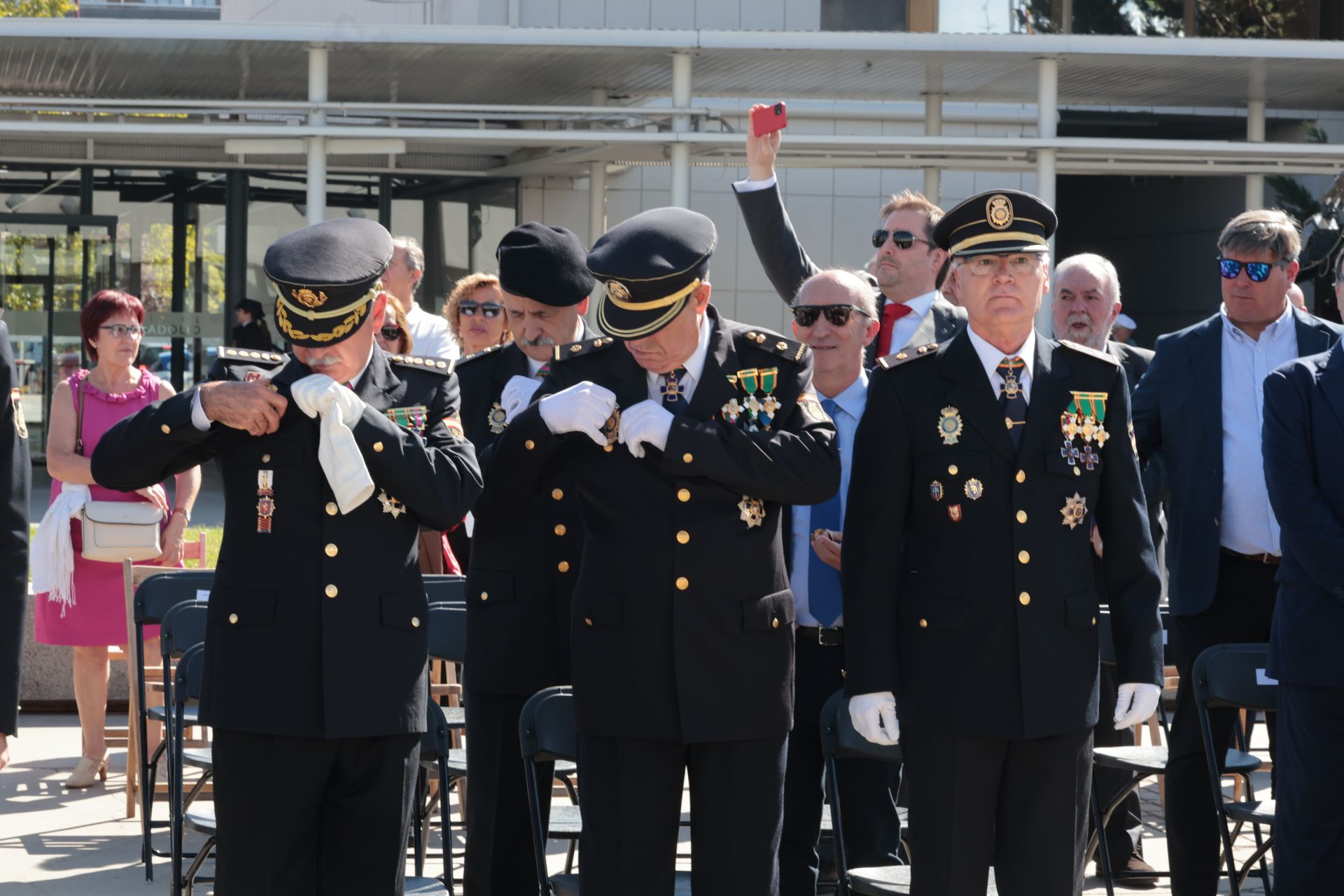 Las imágenes del acto de homenaje en el día de la Policía Nacional de Castilla y León