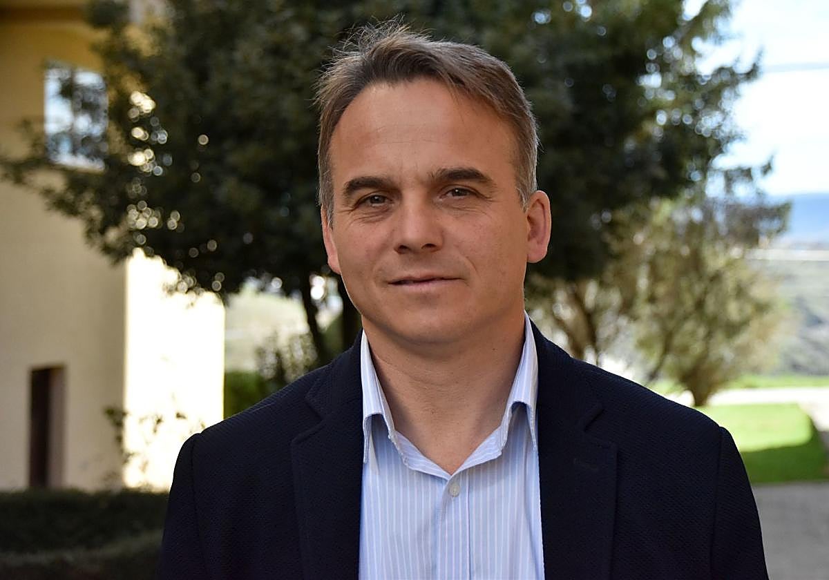 El concejal del PSOE en el Ayuntamiento de Cantalejo, Máximo San Macario.