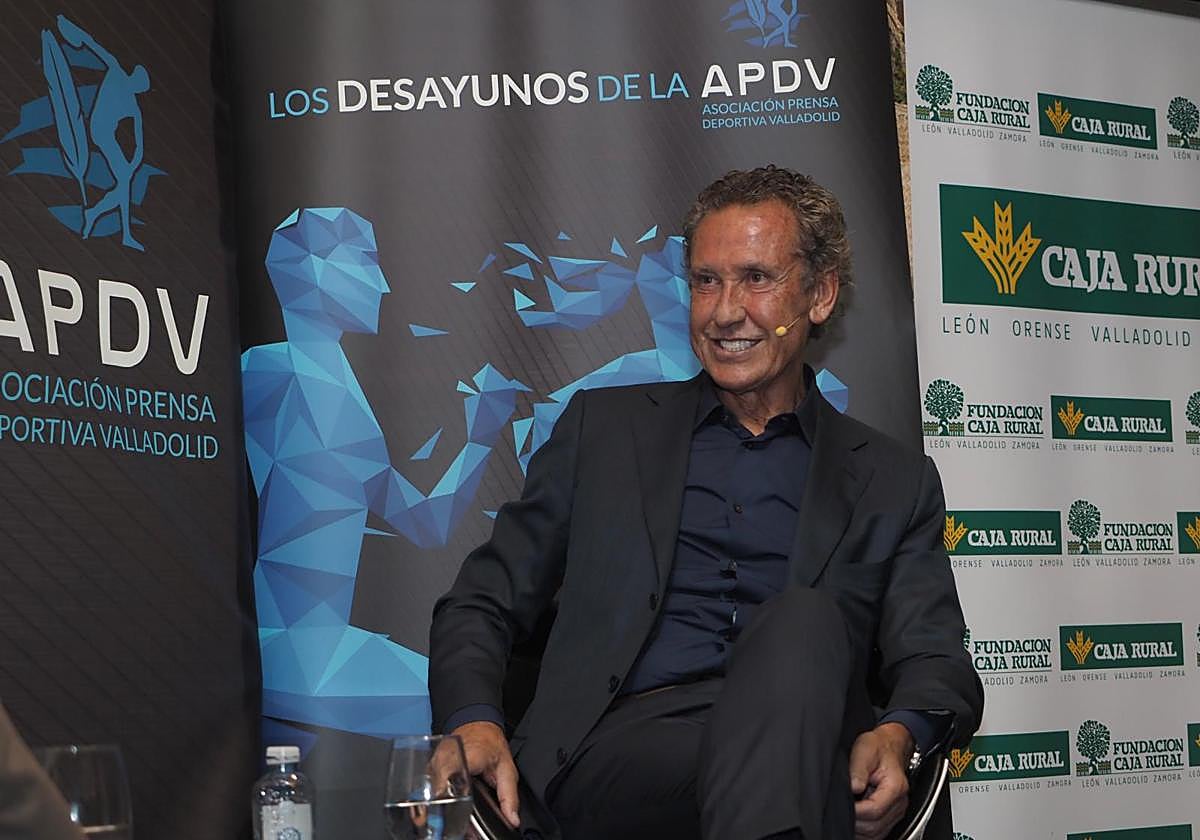 Jorge Valdano, durante su participación en los Desayunos de la APDV.