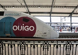 Un tren de ouigo estacionado en Campo Grande, en una imagen de archivo.