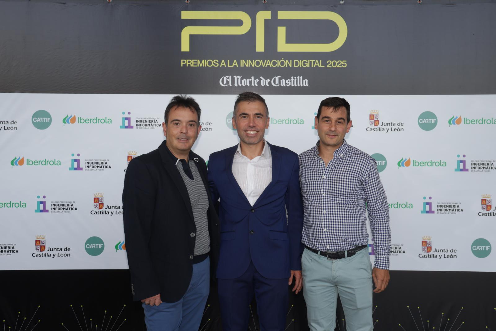 Luis Miguel Agüera, Pablo Blanco y José Manuel Andrés, de Iveco.