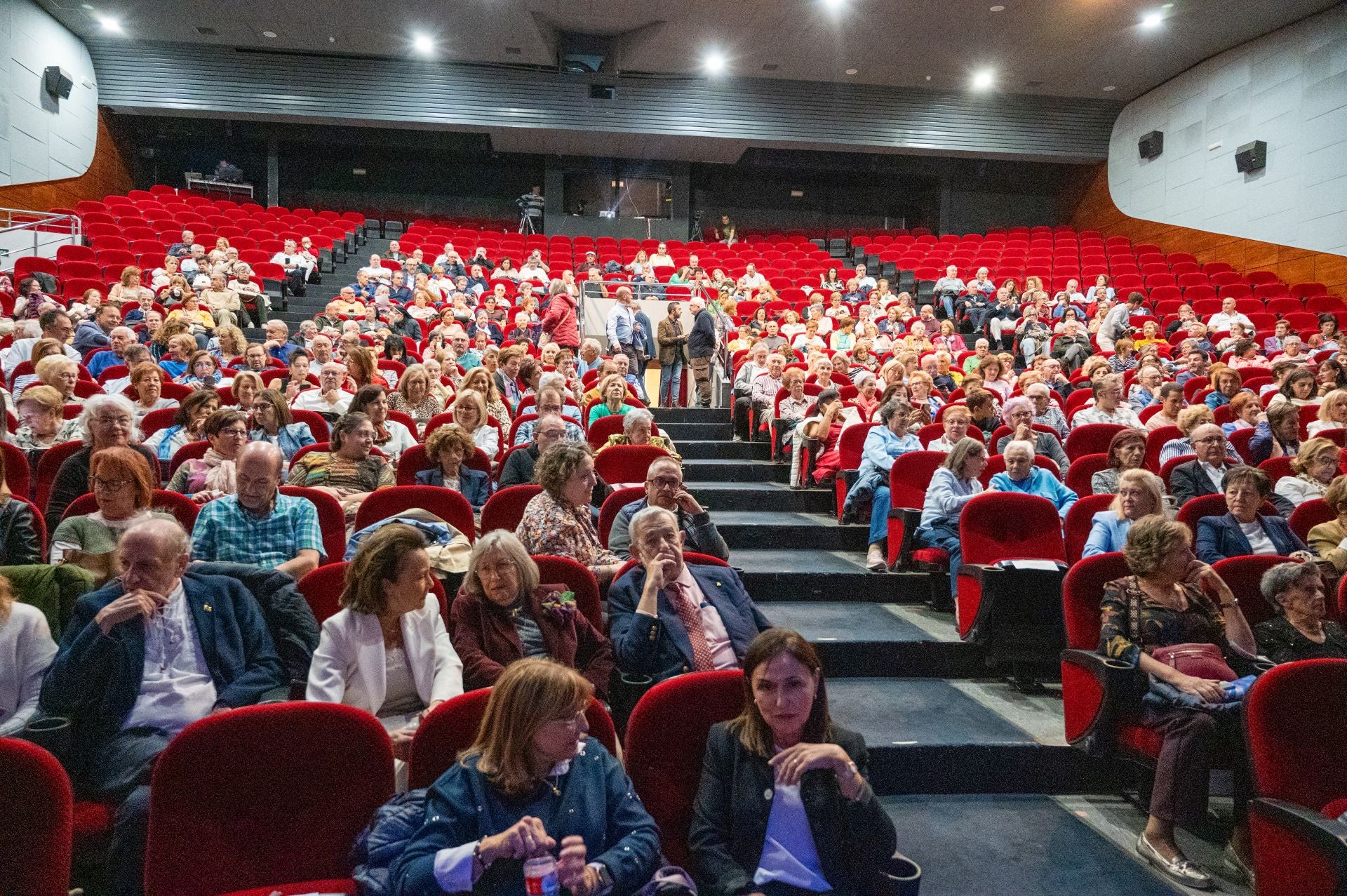 Palencia dedica otro sentido homenaje a Nicolás Castellanos
