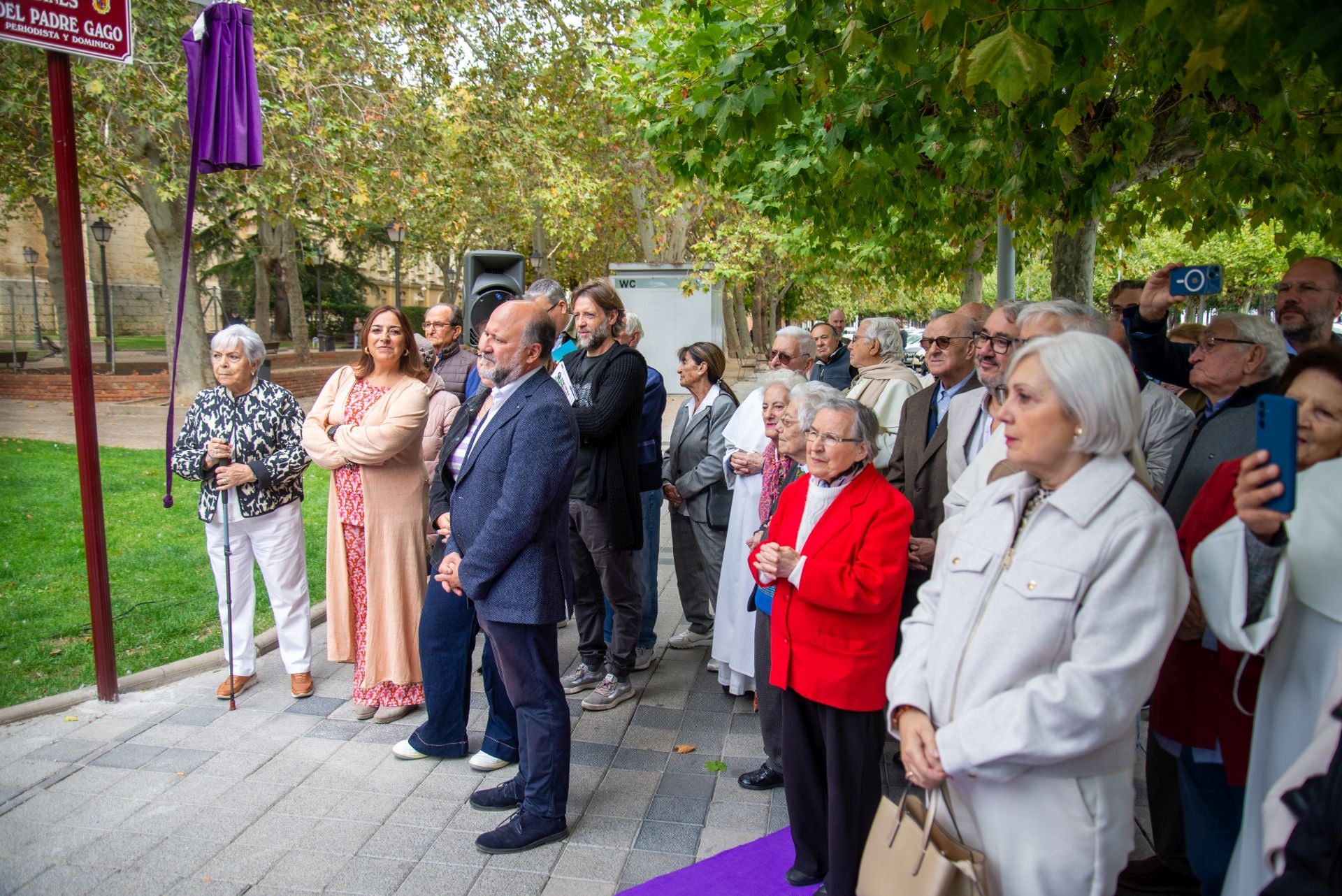Así ha sido el homenaje al padre Gago en Palencia