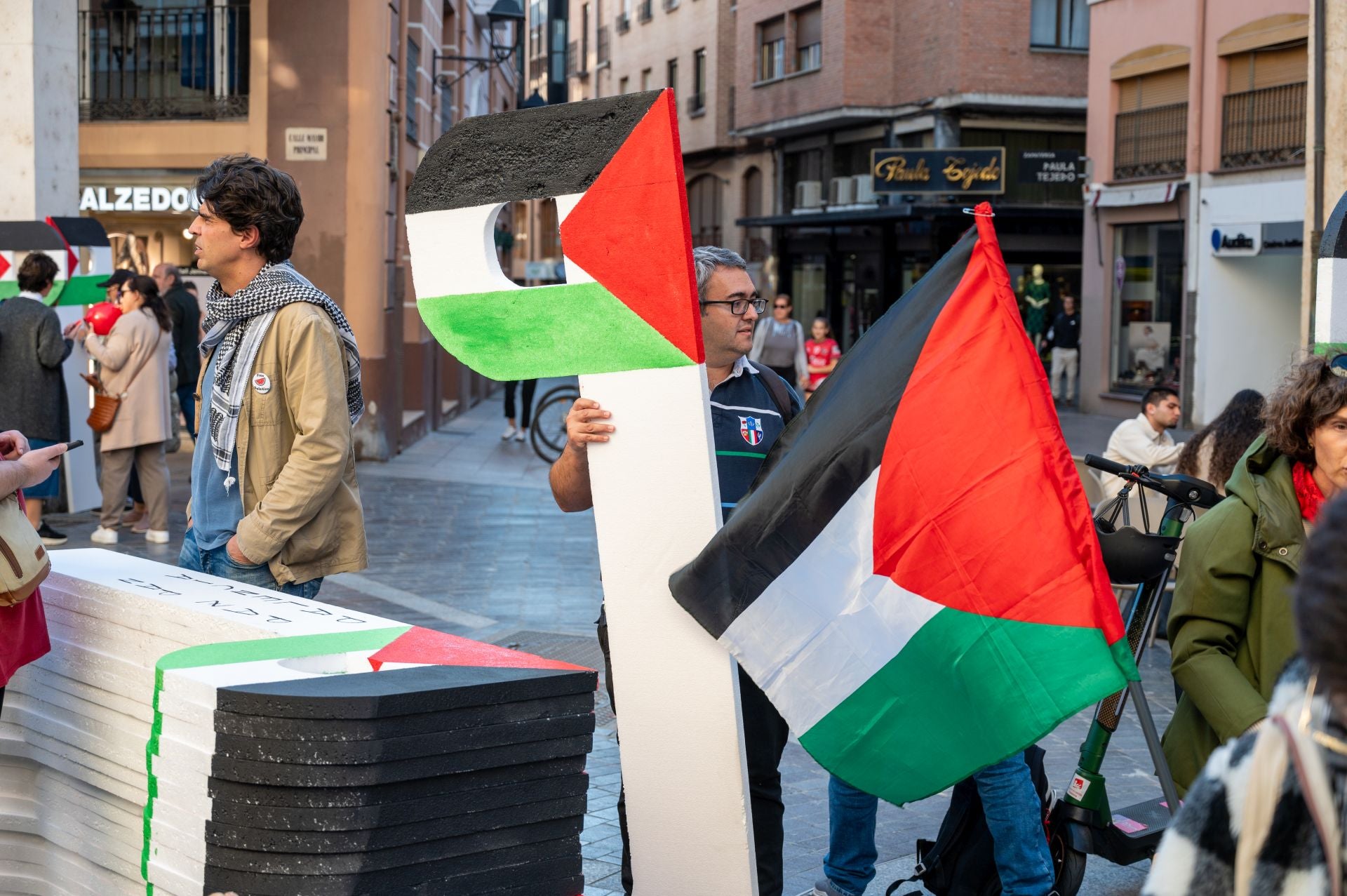 Las P de Palestina y de paz se unen en Palencia