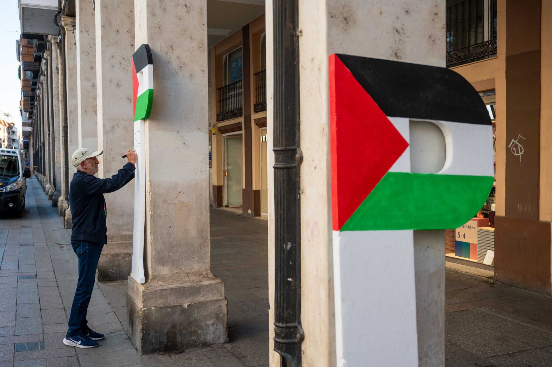 Las P de Palestina y de paz se unen en Palencia