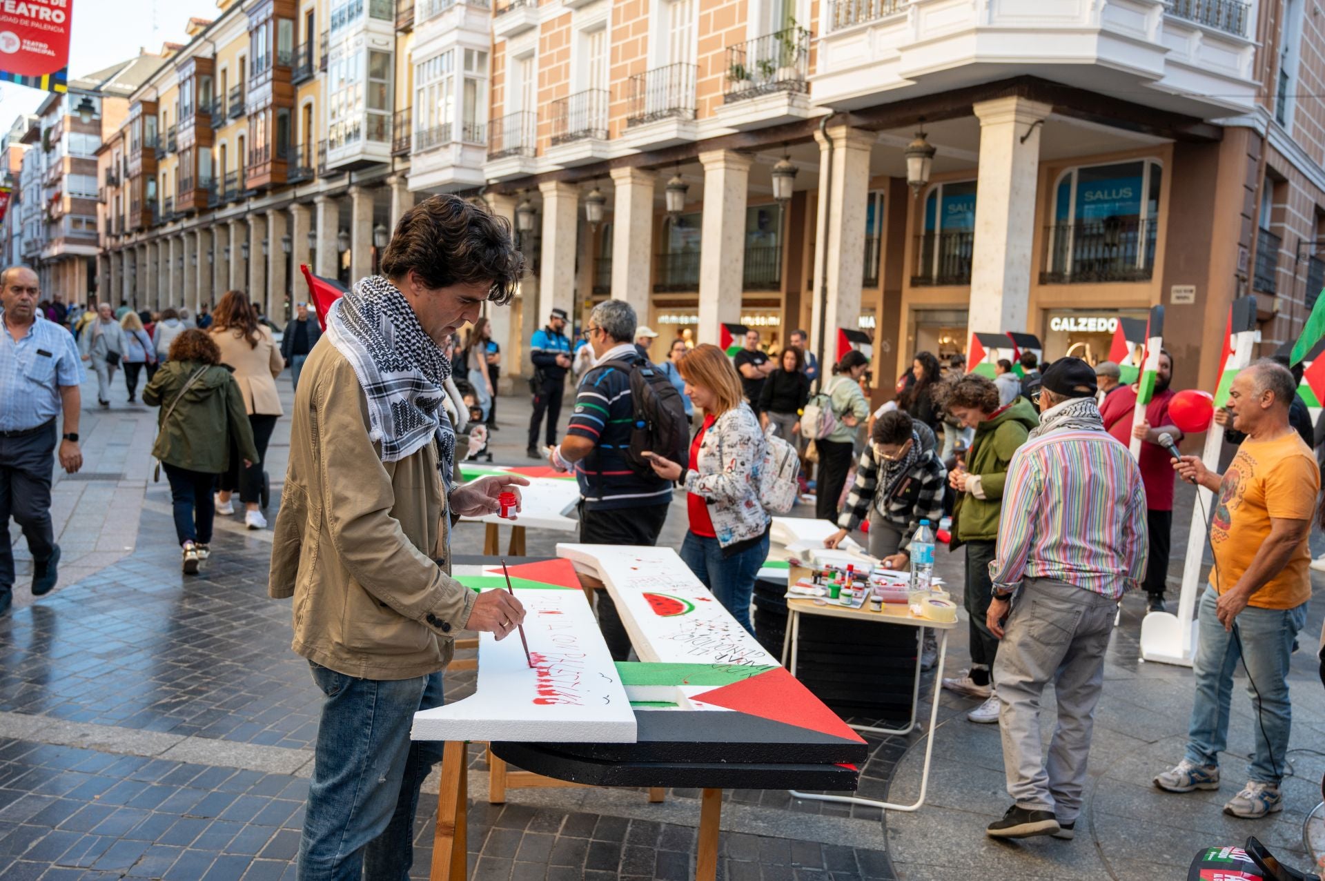 Las P de Palestina y de paz se unen en Palencia