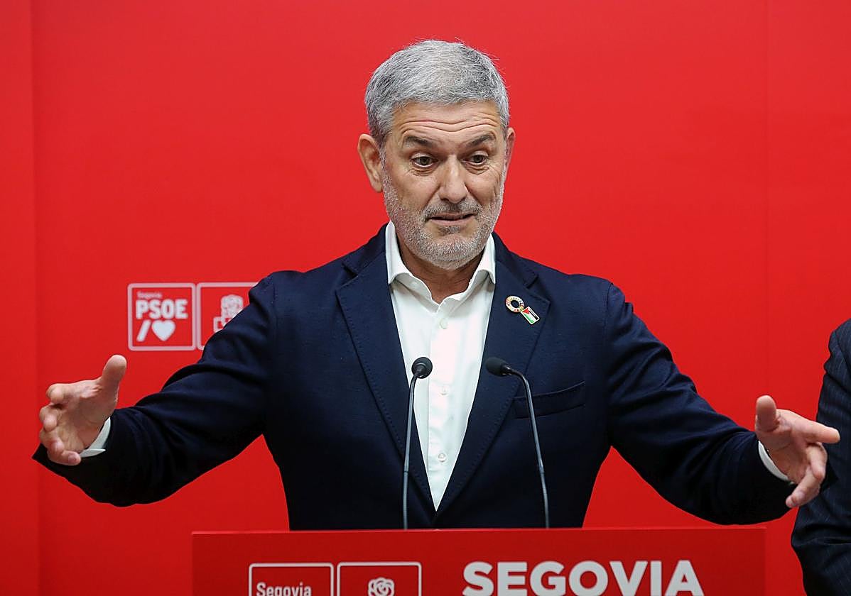 La comparecencia de José Luis Vázquez, en imágenes