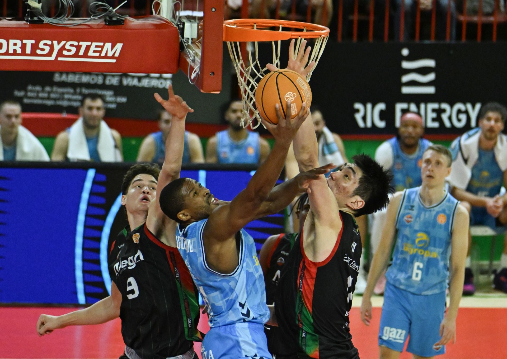 Así ha jugado el Súper Agropal Palencia en Torrelavega