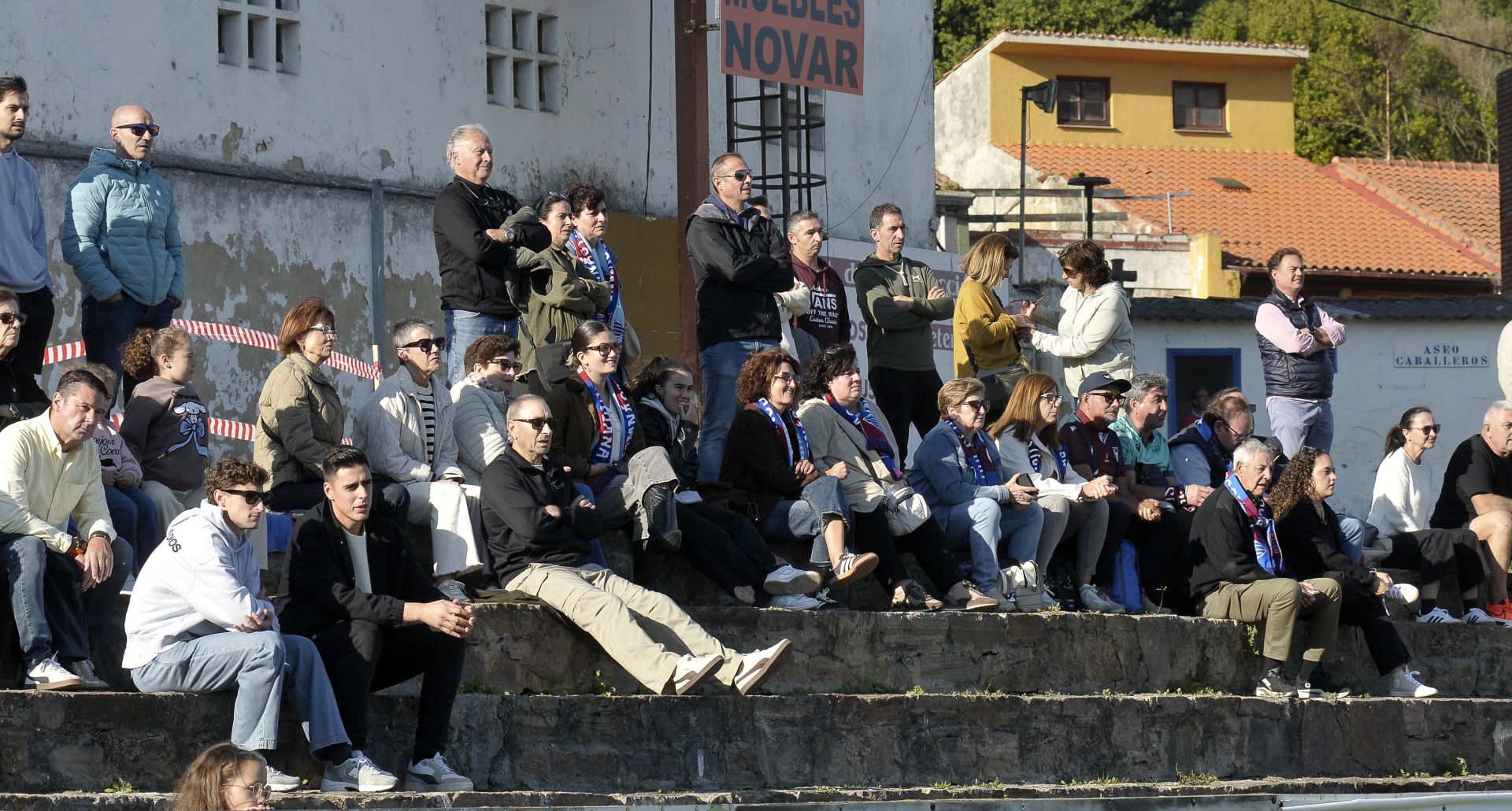 Fotos del partido entre el Marino de Luanco y la Segoviana