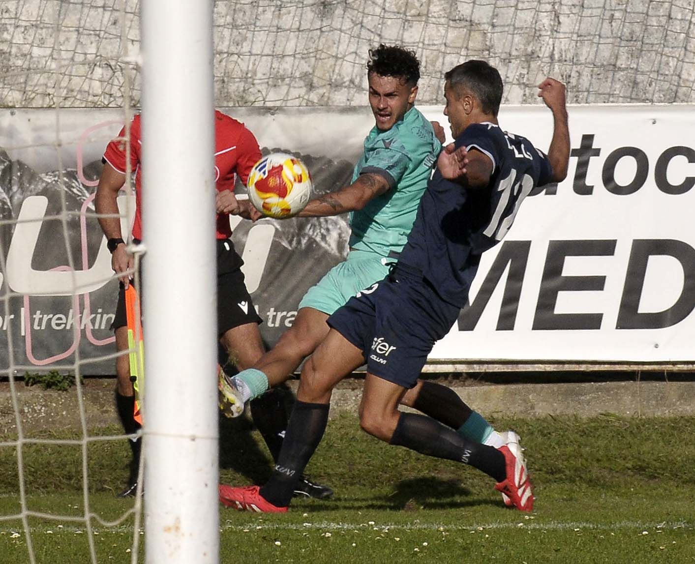 Fotos del partido entre el Marino de Luanco y la Segoviana