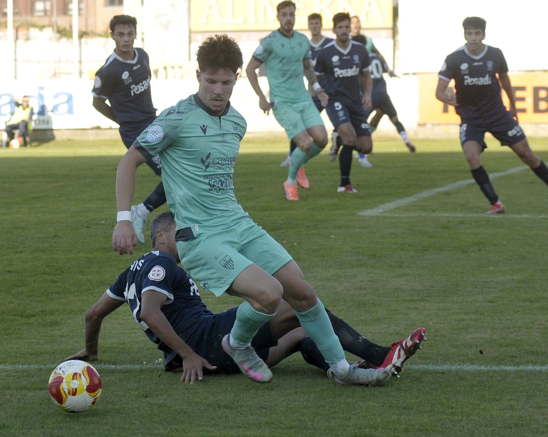 Fotos del partido entre el Marino de Luanco y la Segoviana