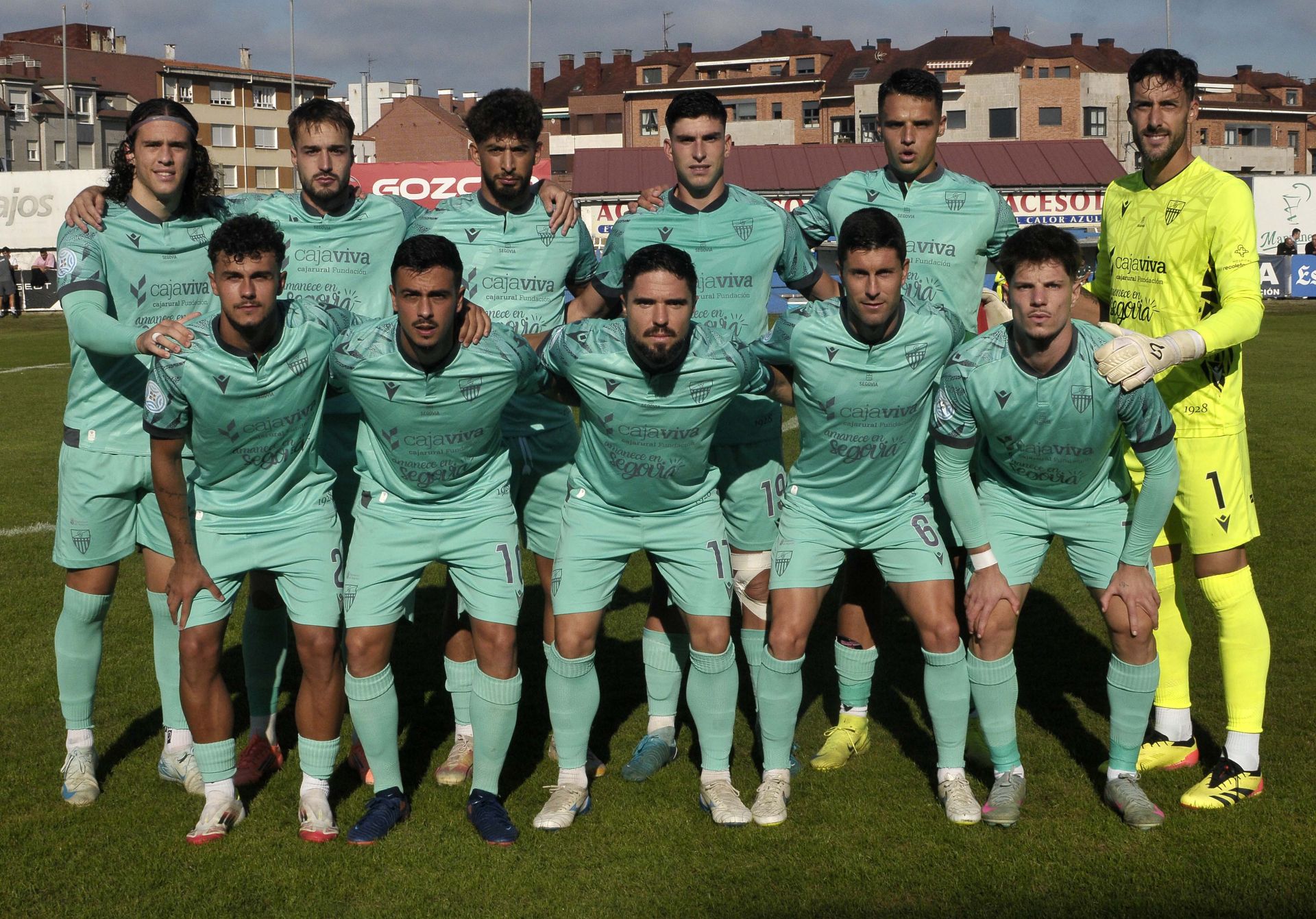 Fotos del partido entre el Marino de Luanco y la Segoviana