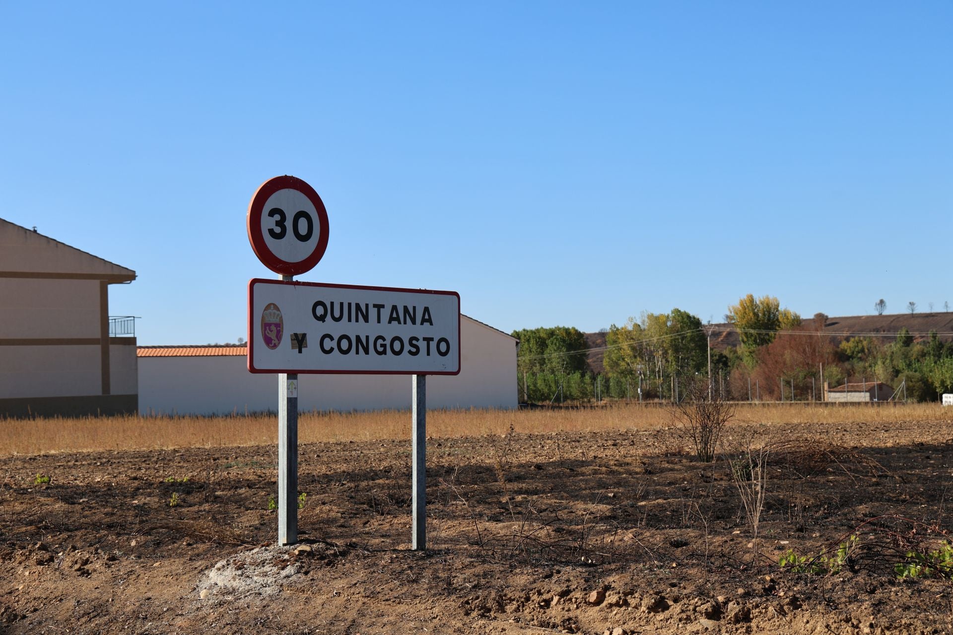 Las imágenes de la situación actual en Castrocalbón y Quintana y Congosto tras los incendios