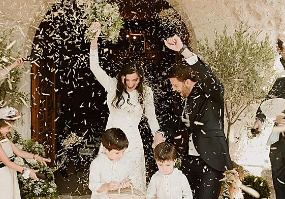 Beatriz y David, durante su boda en 2021, que tuvo que ser pospuesta un año por la pandemia.