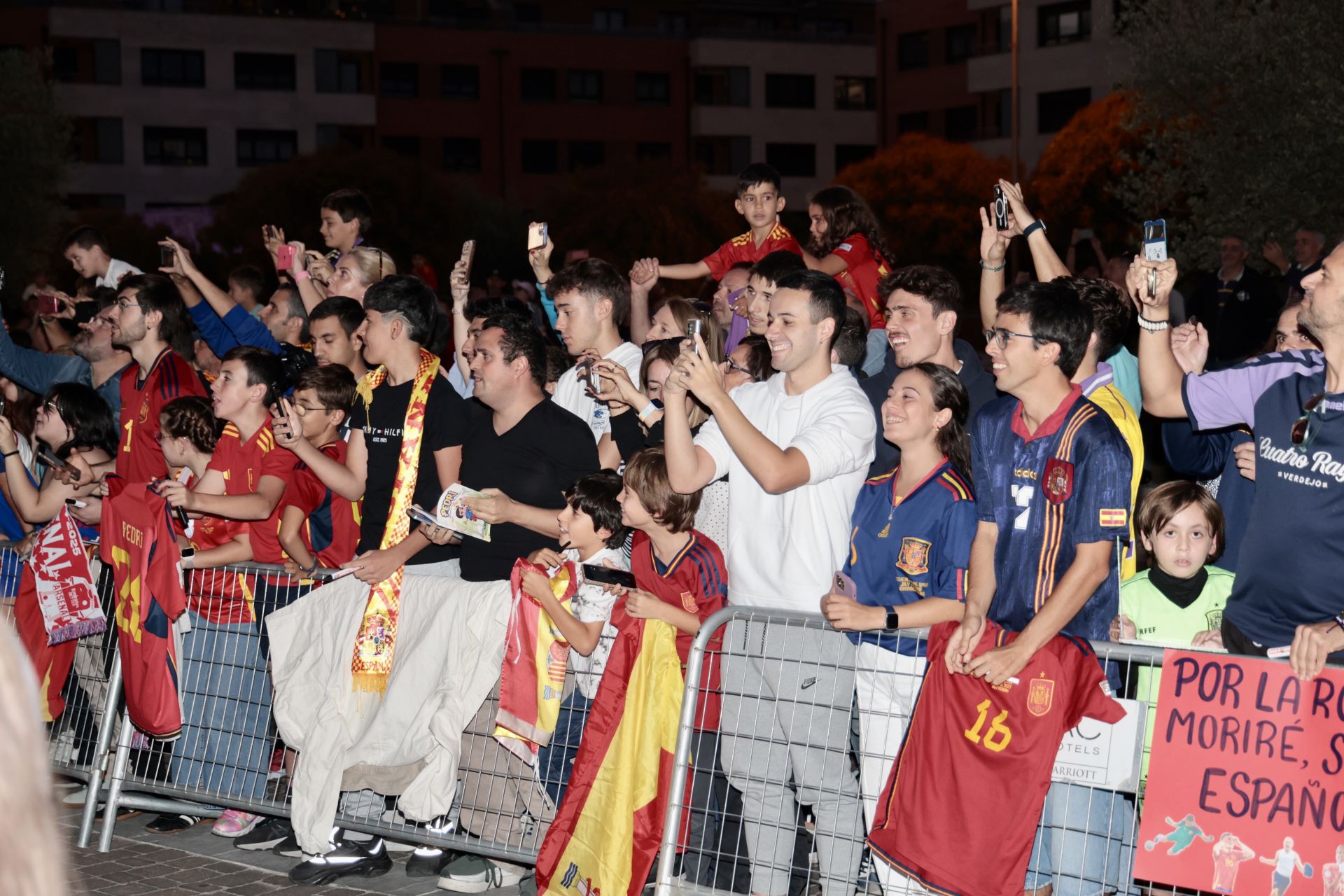 Las imágenes de la llegada de La Roja a Valladolid