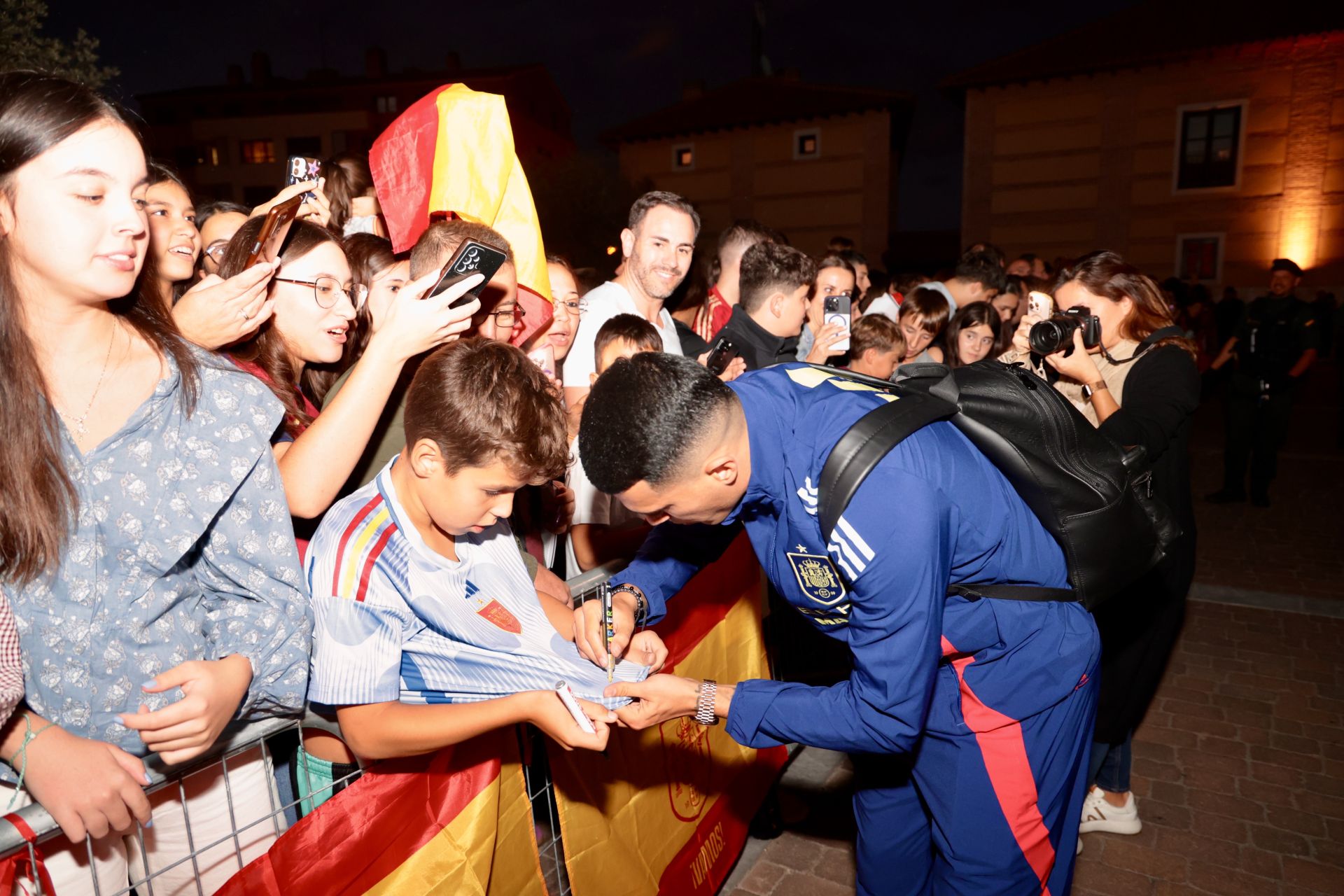 Las imágenes de la llegada de La Roja a Valladolid