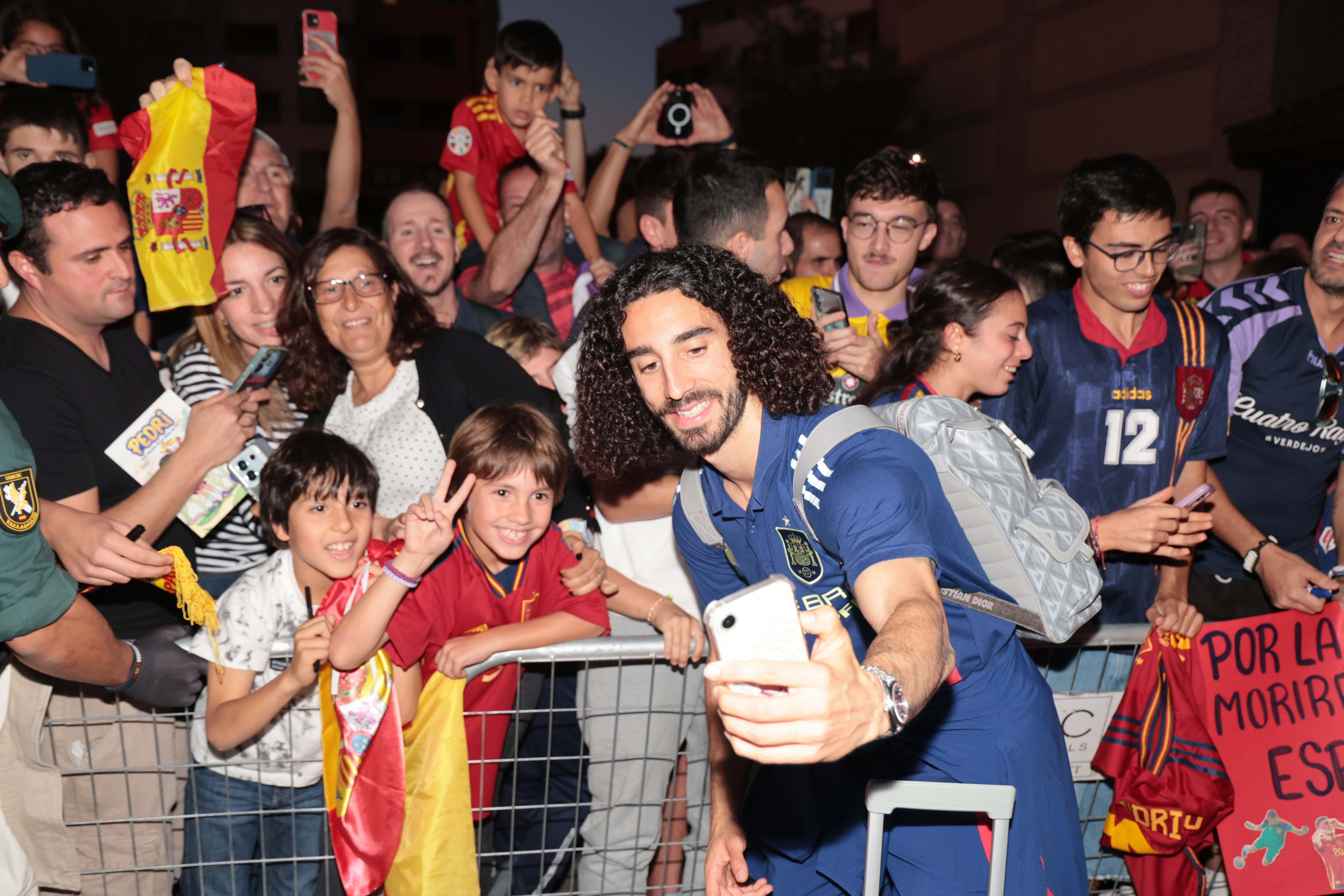 Las imágenes de la llegada de La Roja a Valladolid