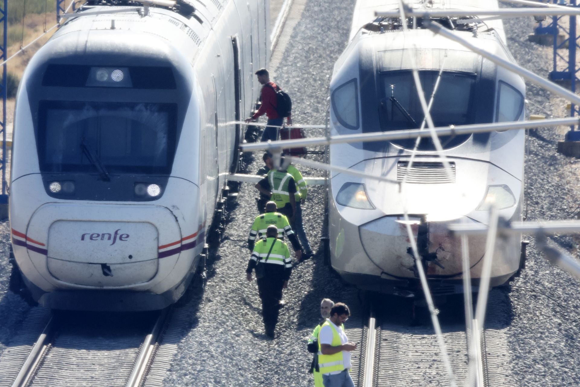Las imágenes del tren detenido entre Olmedo y Valdestillas