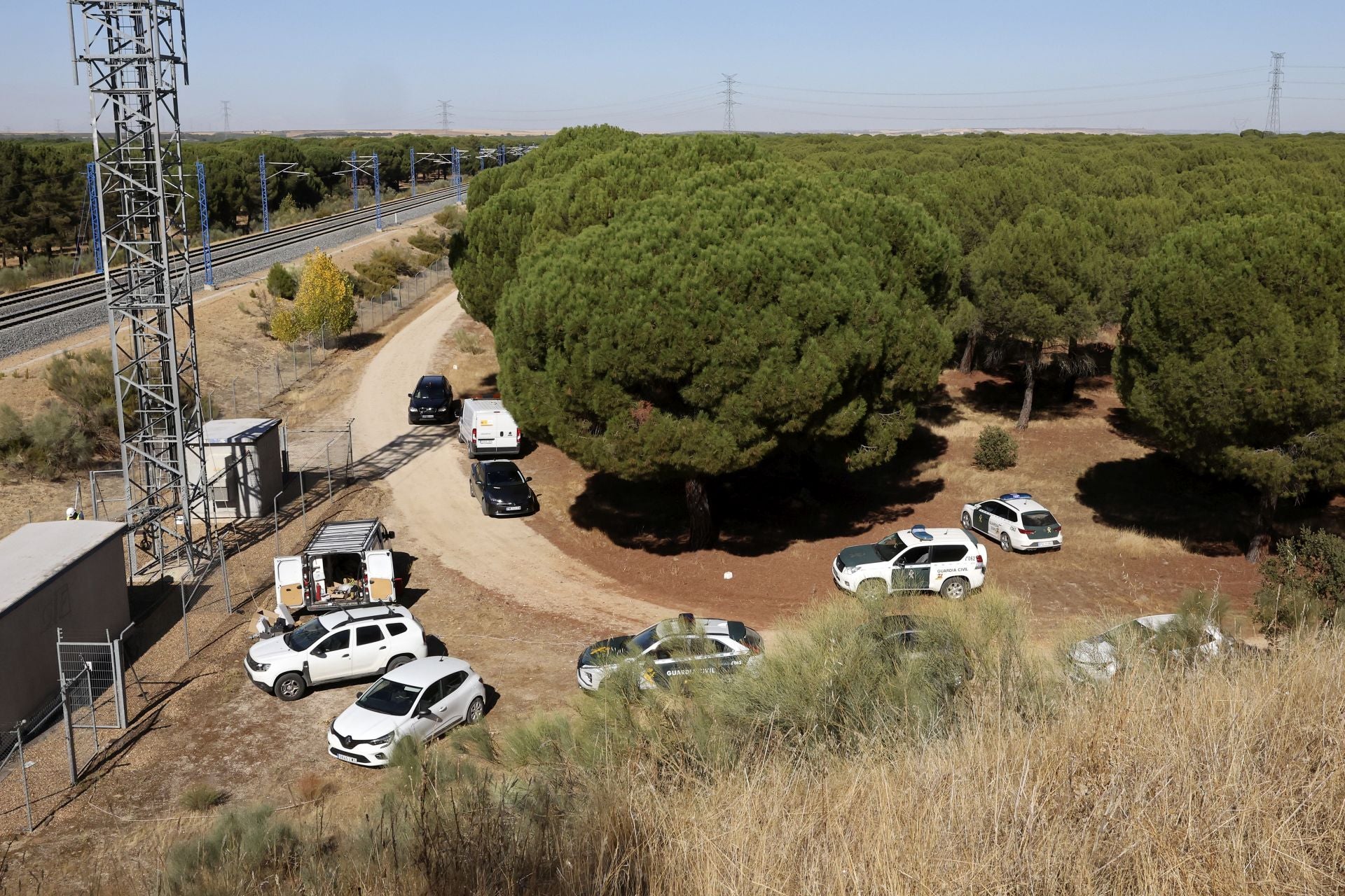 Las imágenes del tren detenido entre Olmedo y Valdestillas
