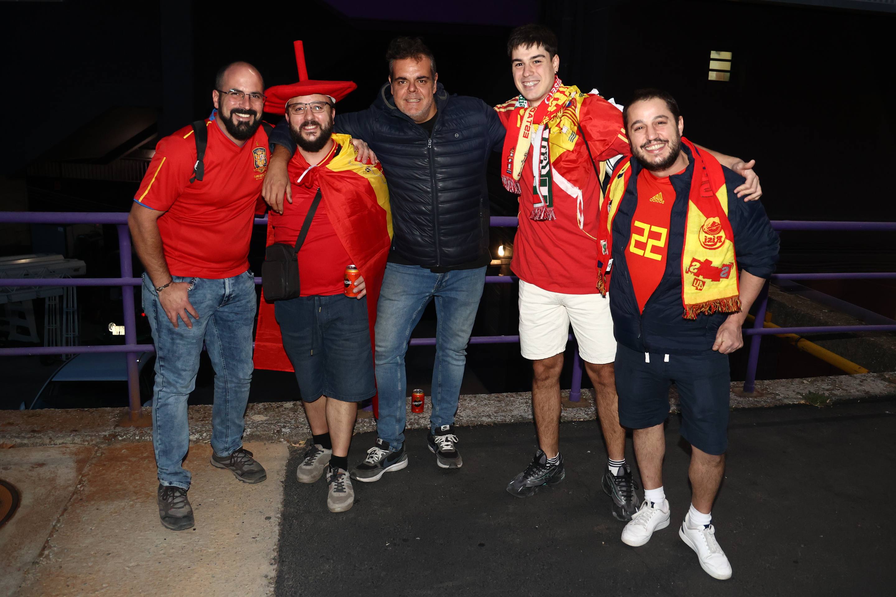 Las imágenes del ambiente en la previa del España-Bulgaria