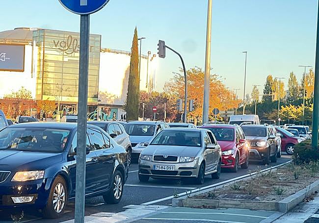 El atasco provocado por el siniestro.