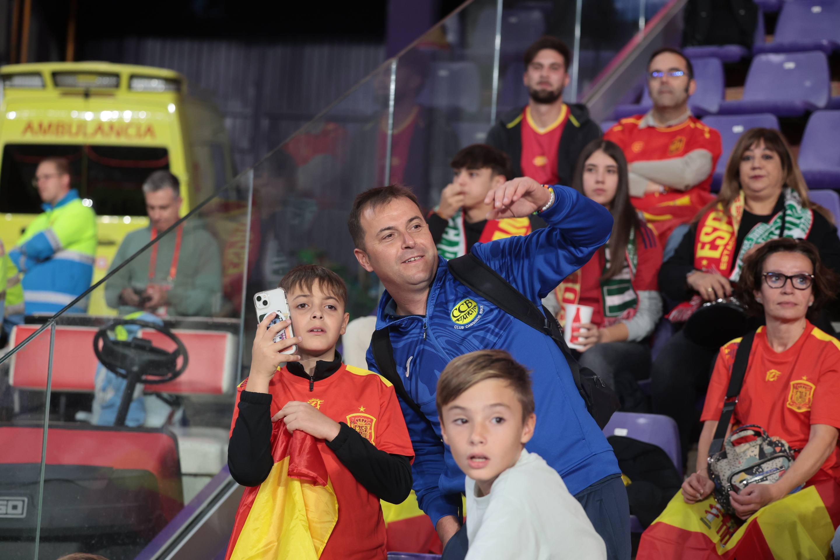 Búscate en la grada del José Zorrilla (4/4)