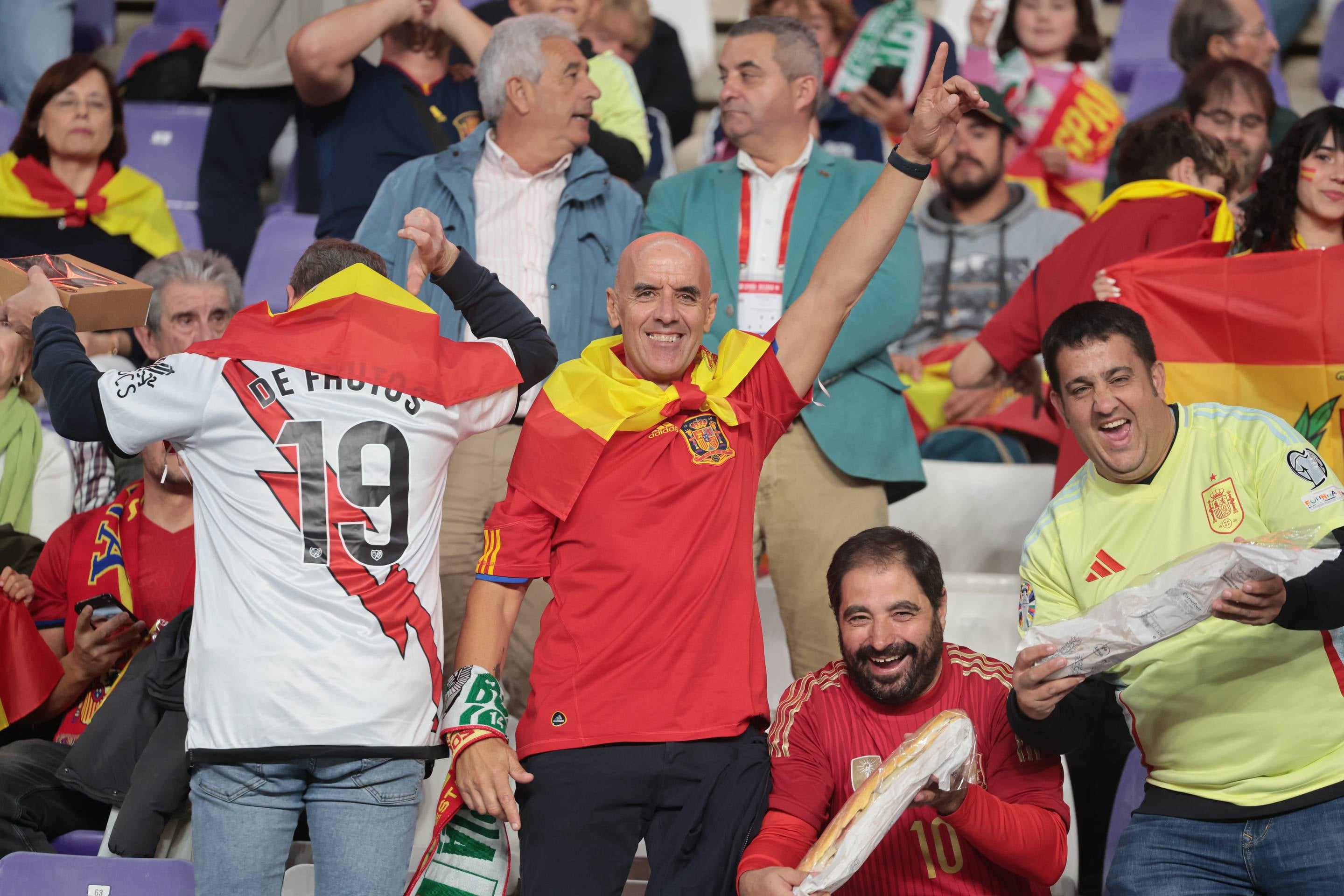 Búscate en la grada del José Zorrilla (2/4)