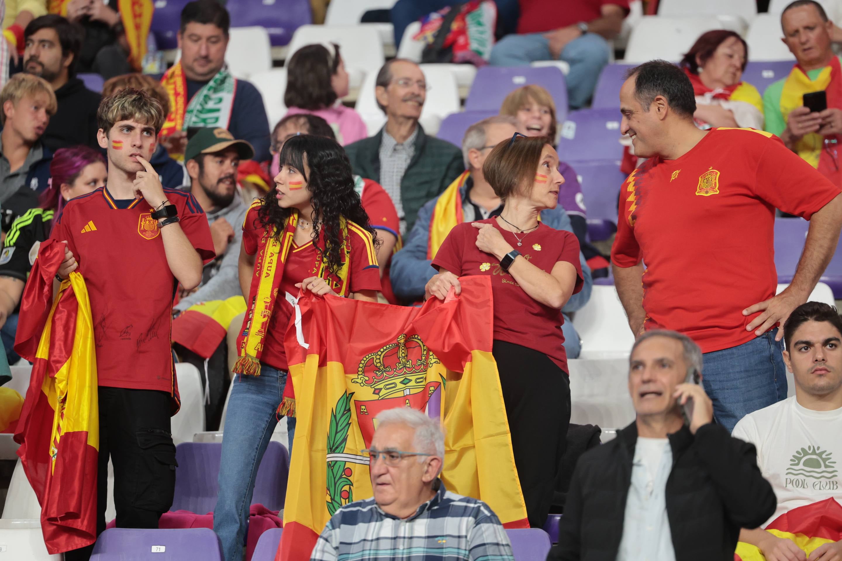 Búscate en la grada del José Zorrilla (2/4)