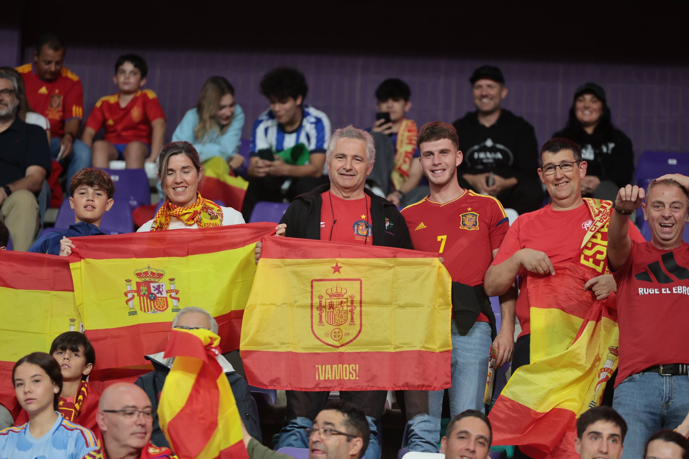 Búscate en la grada del José Zorrilla (2/4)