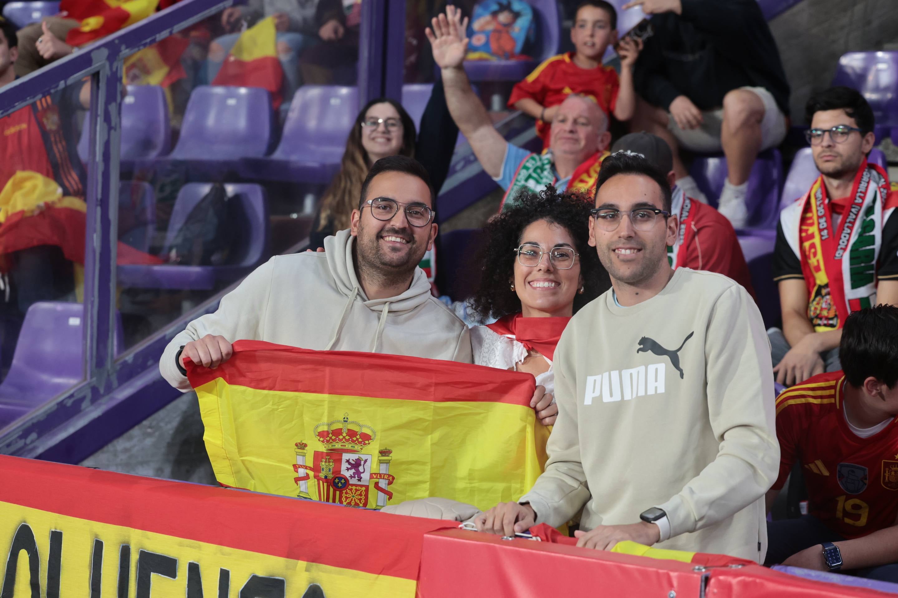 Búscate en la grada del José Zorrilla (3/4)
