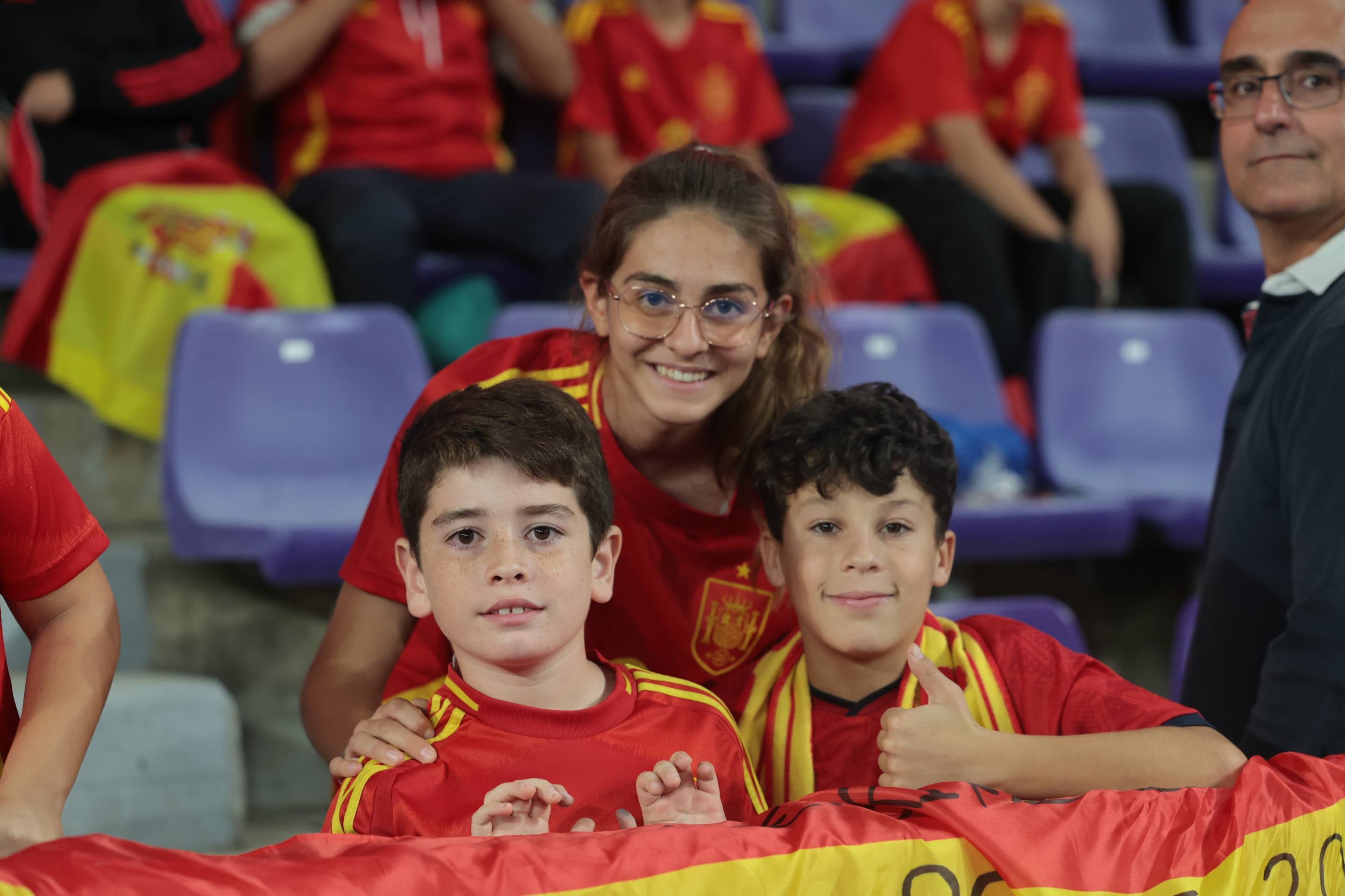 Búscate en la grada del José Zorrilla (3/4)