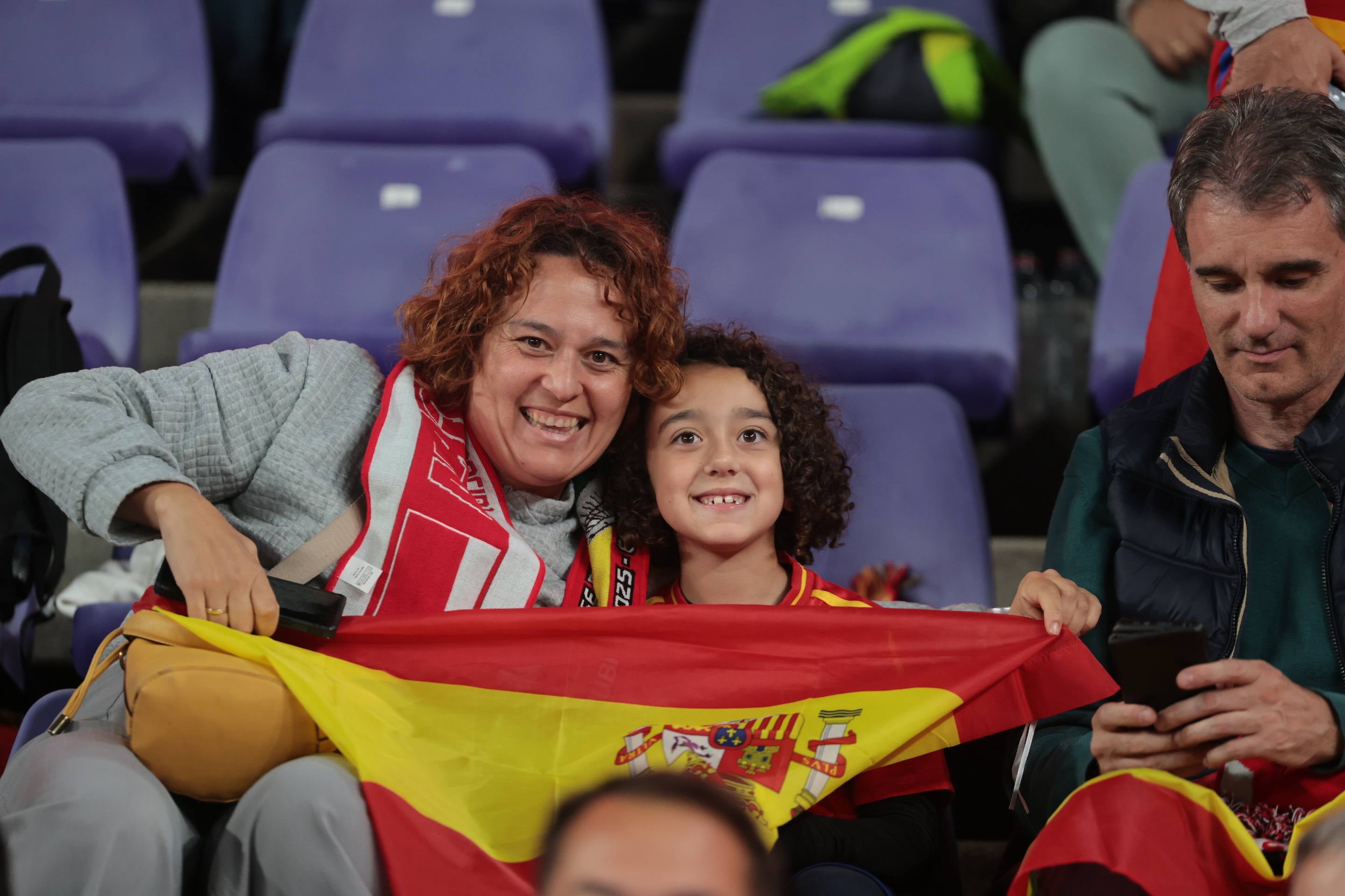 Búscate en la grada del José Zorrilla (3/4)
