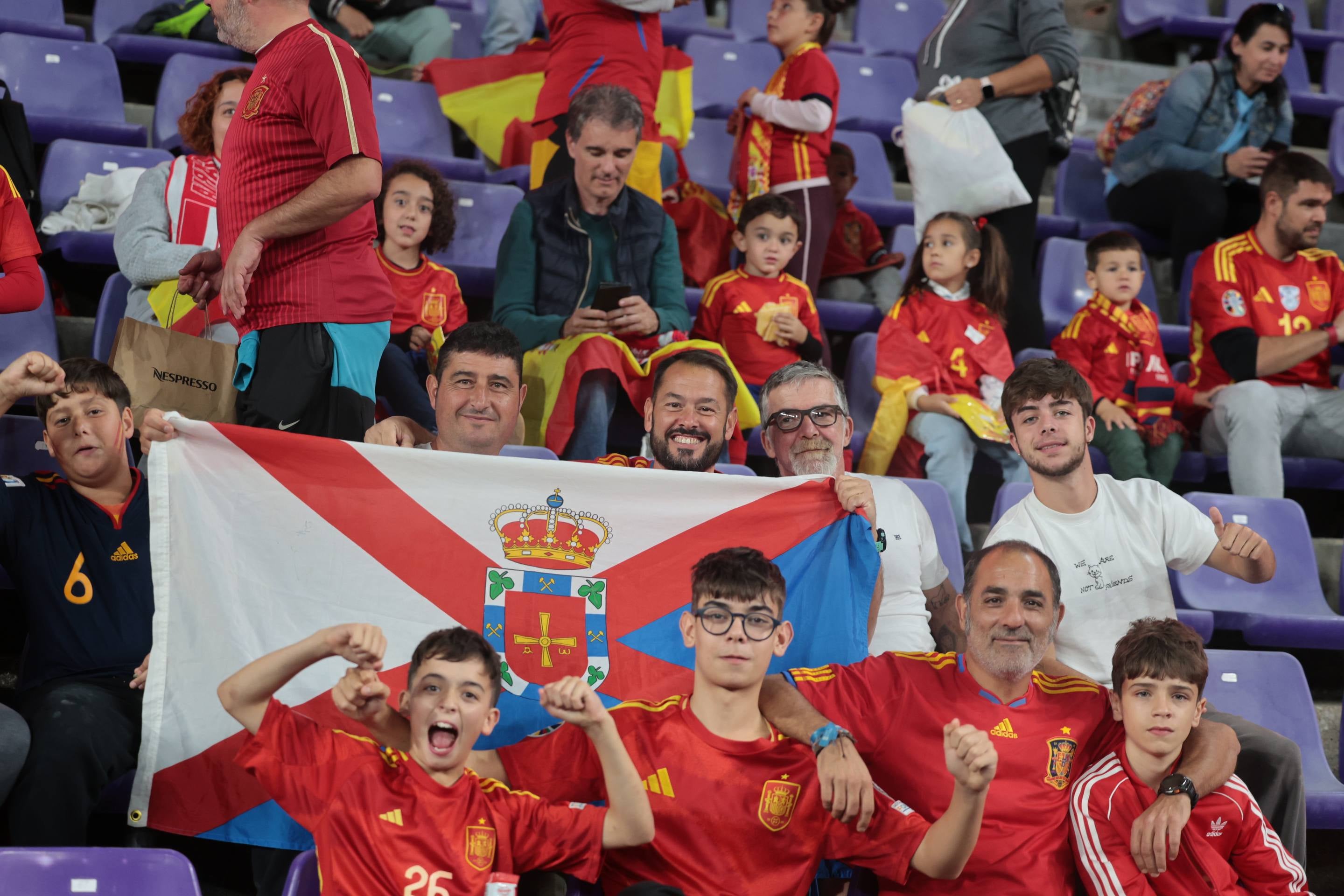 Búscate en la grada del José Zorrilla (3/4)