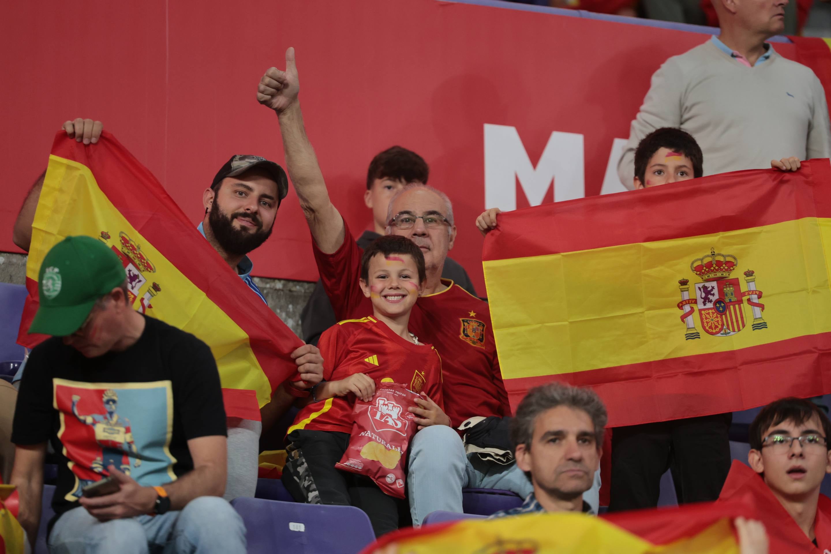 Búscate en la grada del José Zorrilla (3/4)
