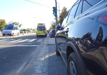 Una médica reanima a un ciclista que entró en parada tras chocar contra un turismo en Parquesol