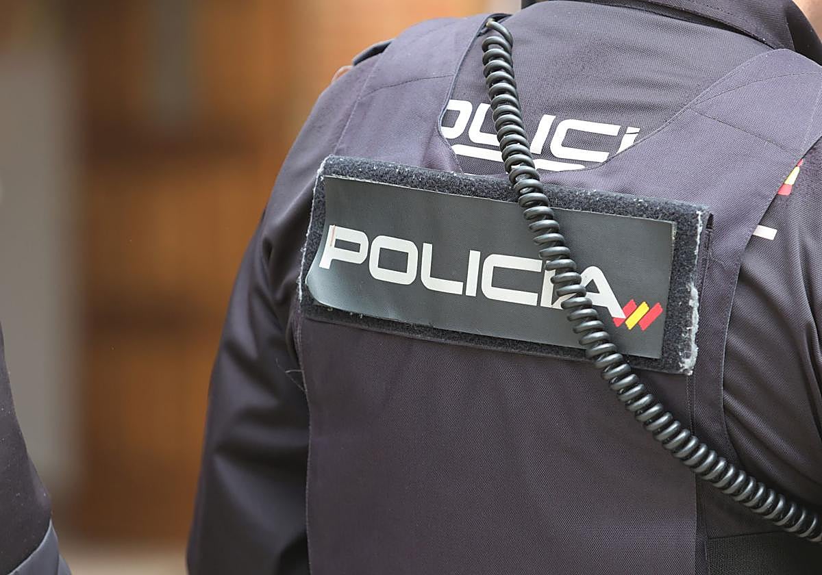 Fuerzan la cerradura e intentan robar en una vivienda de la calle Caridad