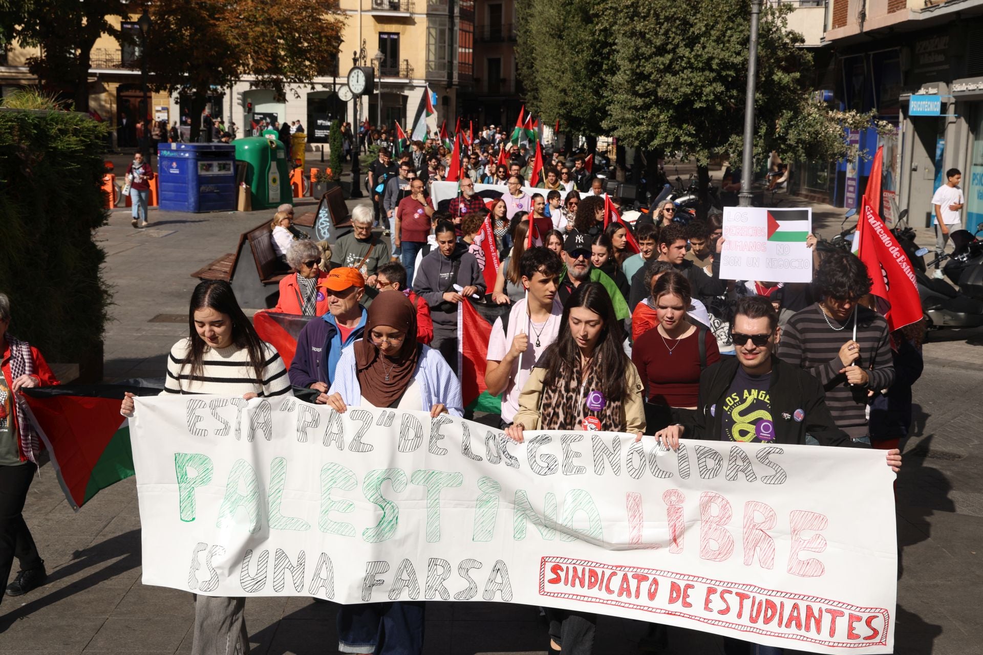 La manifestación del sindicato de estudiantes en apoyo a Palestina, en imágenes
