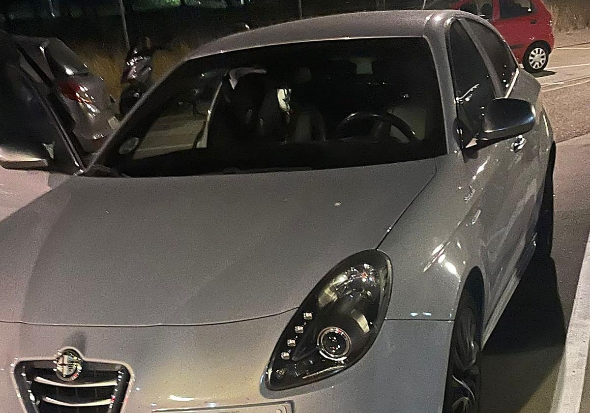 Alfa Romeo recuperado tras ser robado en Parquesol.