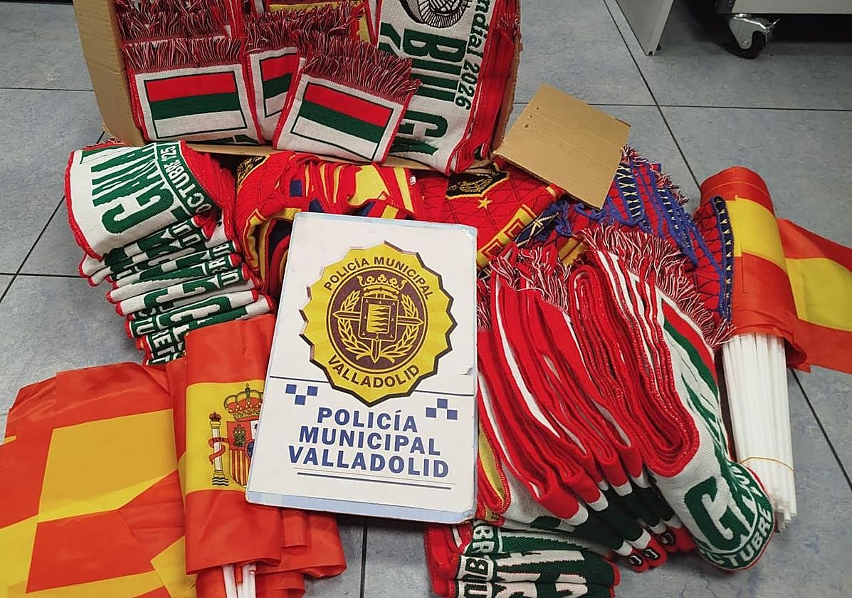 Bufandas y banderines requisados por la Policía Local durante el partido de la Selección Española en el José Zorrilla.