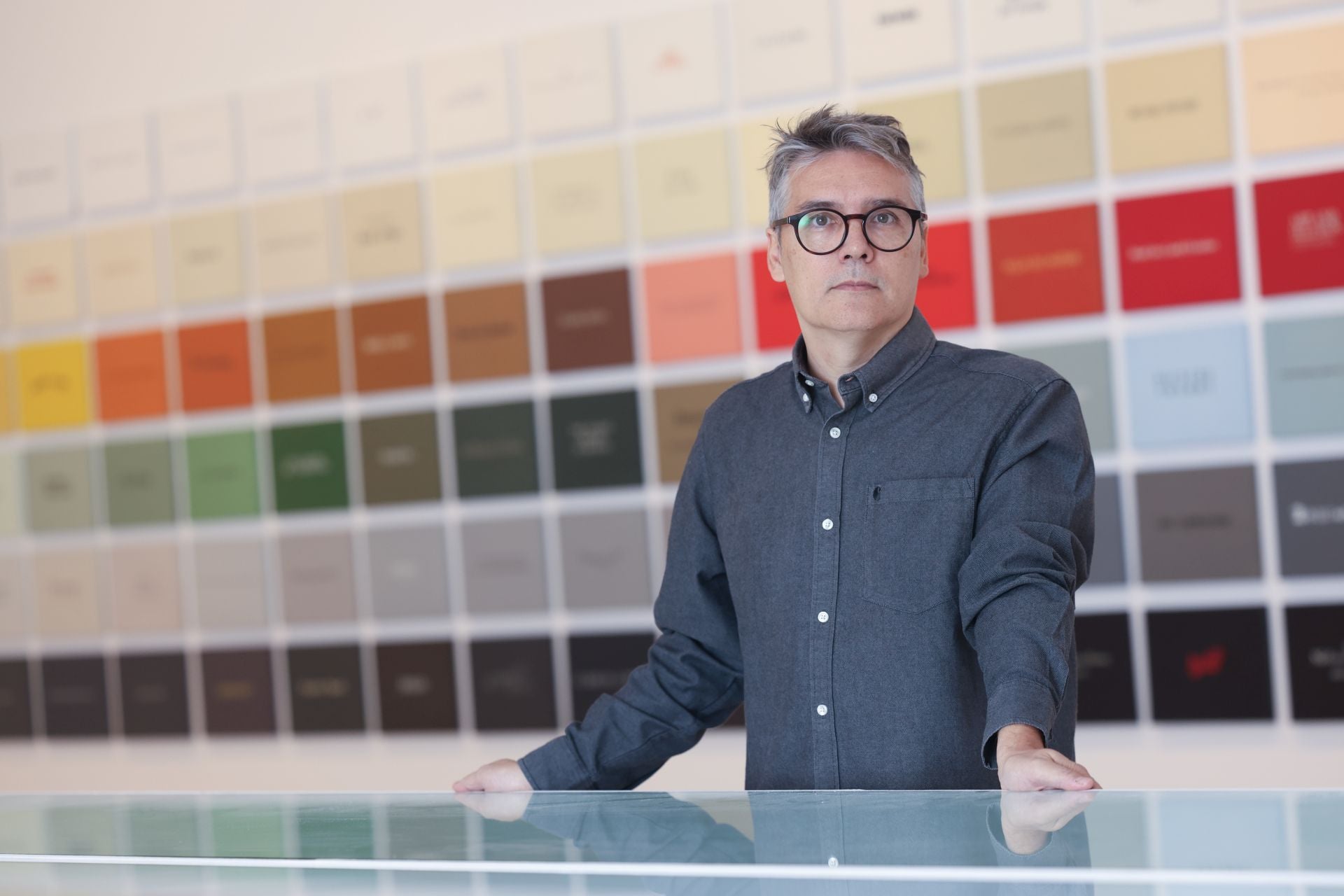 Imagen secundaria 2 - Políptico de Mensua, su comsirario Álvaro de los Ángeles abajo. Cuadro de Miguel Marina.