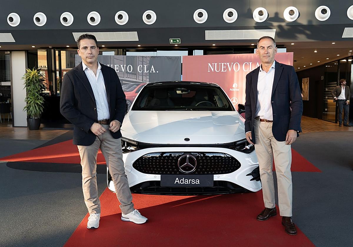 Marcos Labajo, jefe de ventas de turismos y Javier Morán, gerente de Adarsa-Valladolid.