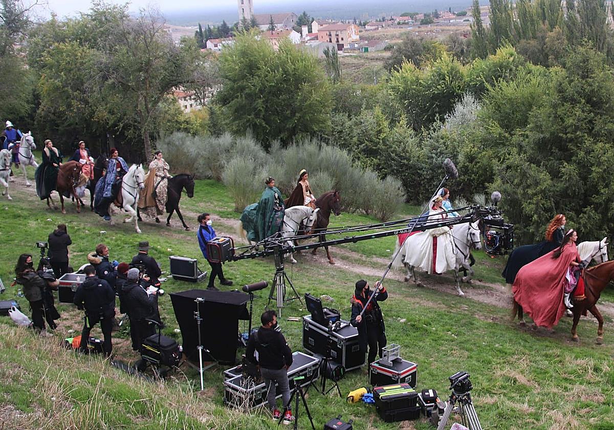 Rodaje de la serie 'Glow and darkness' en Cuéllar.