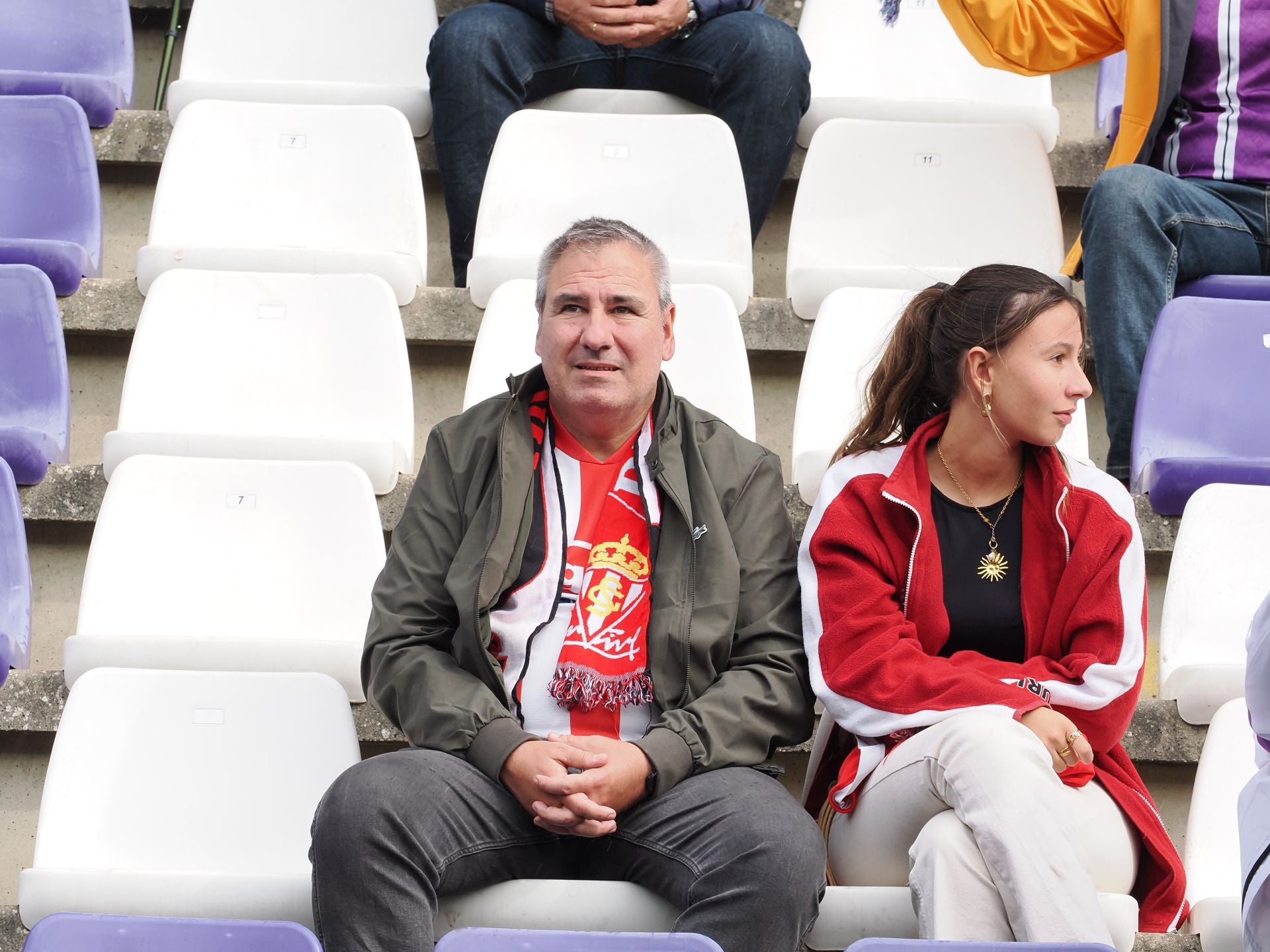 Búscate en la grada del Real Valladolid-Sporting de Gijón (2/4)