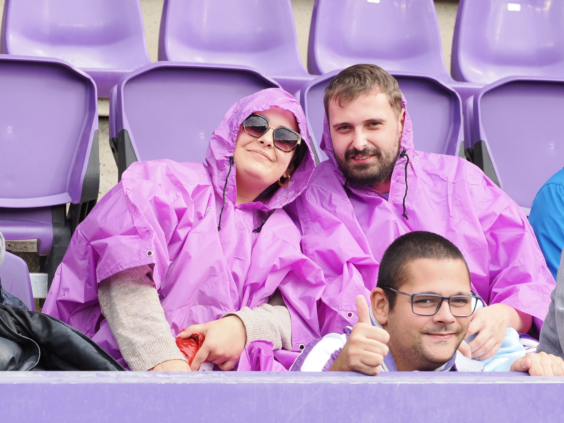 Búscate en la grada del Real Valladolid-Sporting de Gijón (3/4)