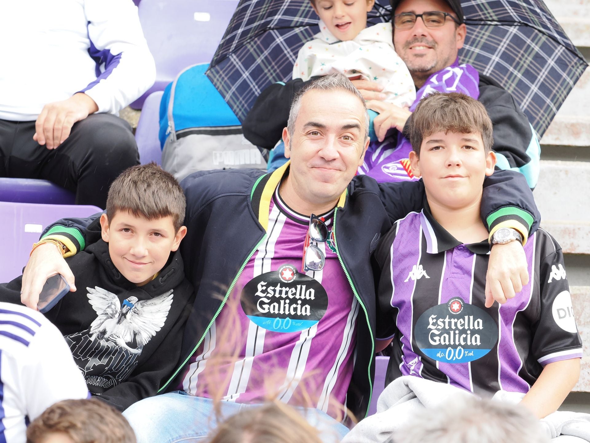 Búscate en la grada del Real Valladolid-Sporting de Gijón (3/4)