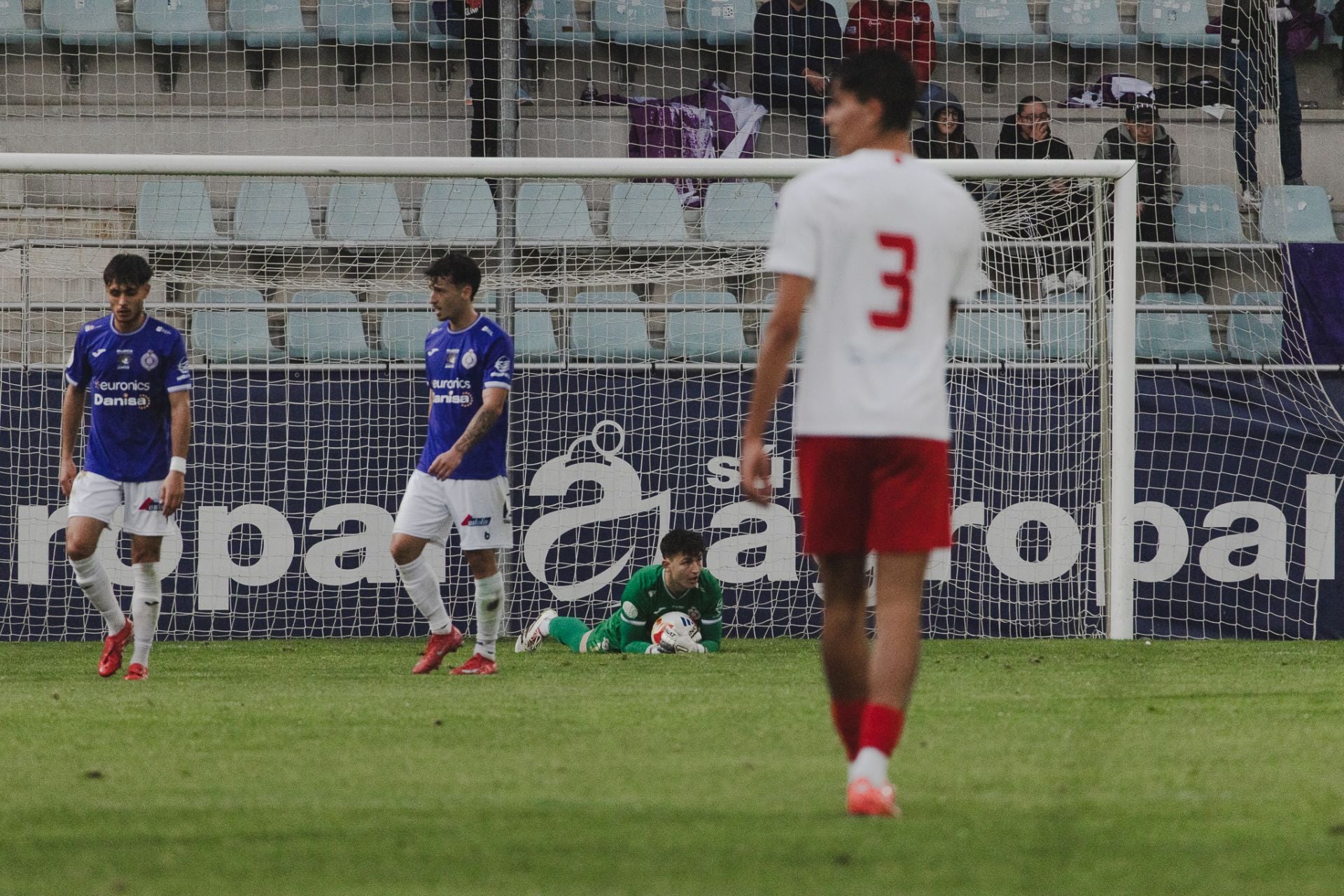 El Palencia Cristo se pone en cabeza