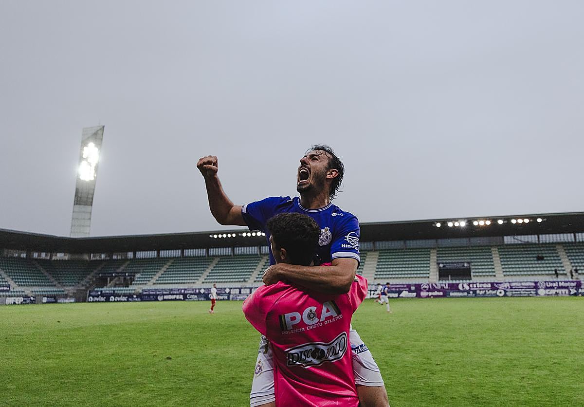 El Palencia Cristo se pone en cabeza