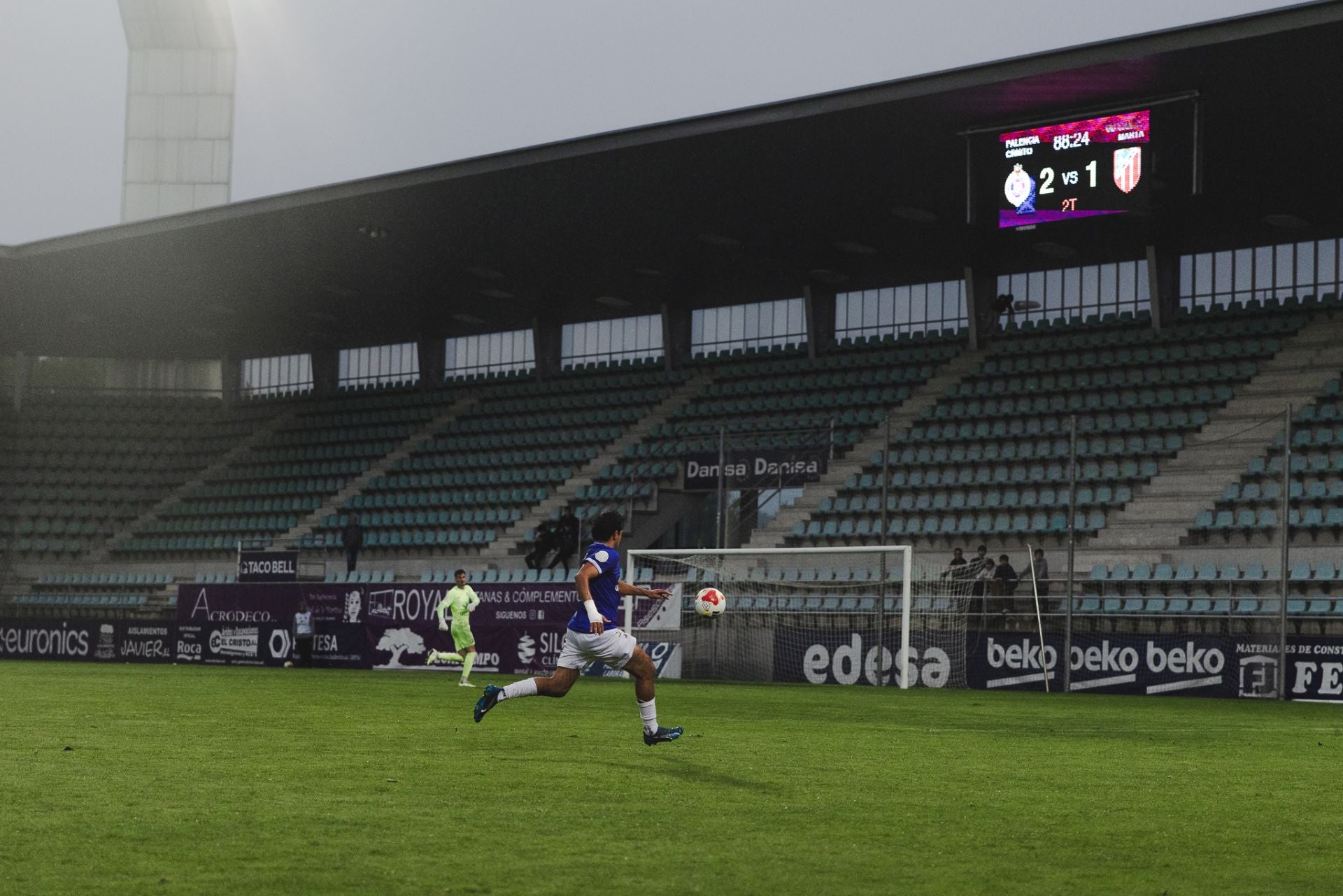 El Palencia Cristo se pone en cabeza