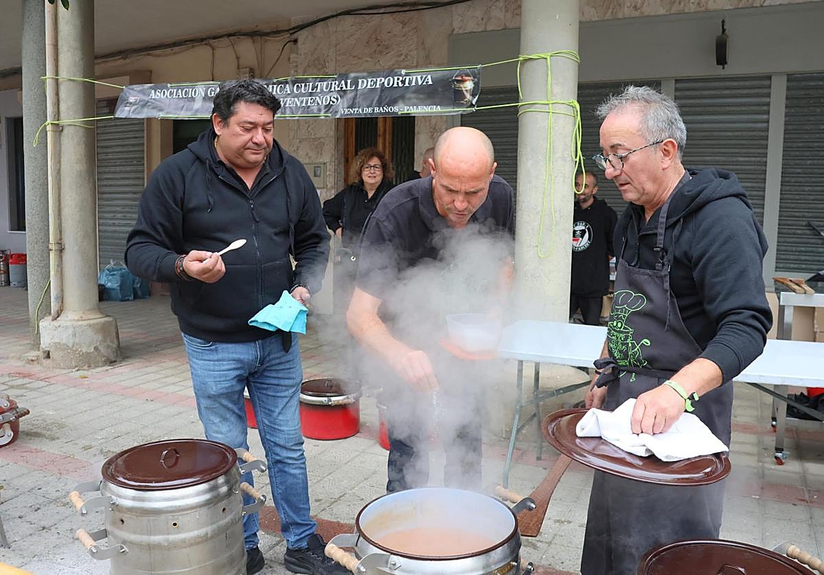 Particpantes en el concurso de ollas ferroviarias.