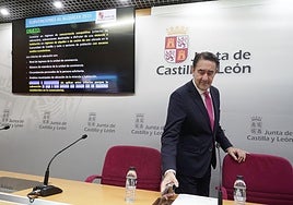 El consejero de Medio Ambiente, Vivienda y Ordenación del Territorio, Juan Carlos Suárez-Quiñones, este lunes durante la presentación de las ayudas al alquiler.